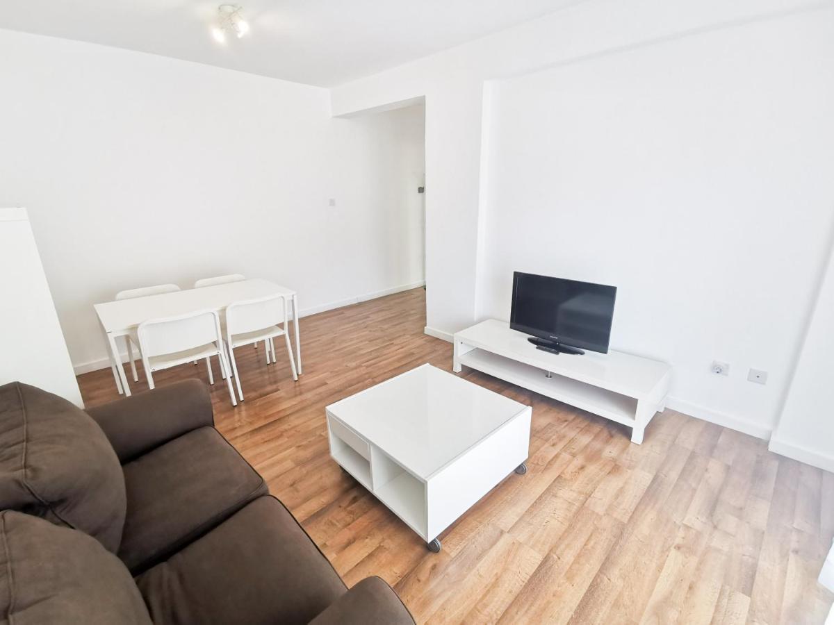 Island Time Holiday Apartment Larnaca Dış mekan fotoğraf